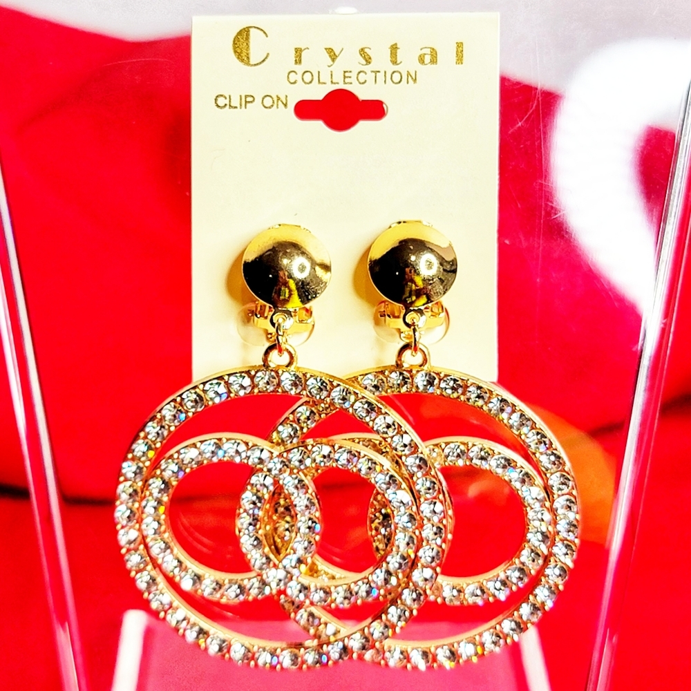 242C0486 New Crystal Collection Gold Round Rhinestone  Clip-on Hoop Ear…